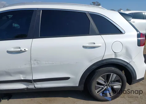 2022 Kia Niro Lxs из США, поврежденный, VIN KNDCB3LC8N5540818